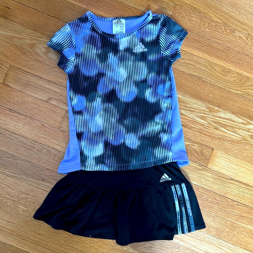 Adidas shirt/skorts set